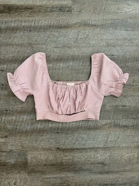 Cloud Ten Gingham Puff Sleeve Crop Top